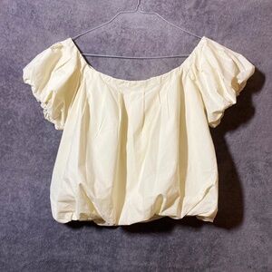 Short Puffy sleeves ASTR the Label